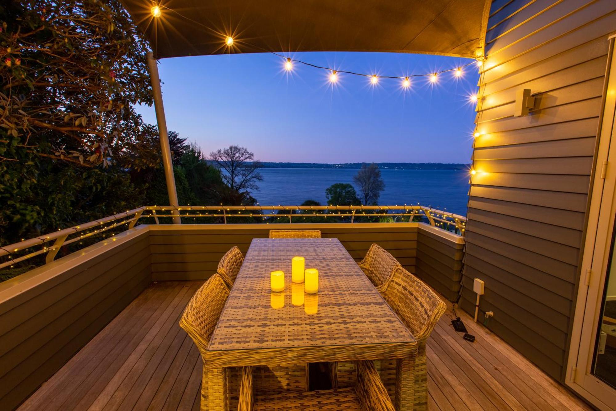 Serenity Lakeview Retreat Holiday home *