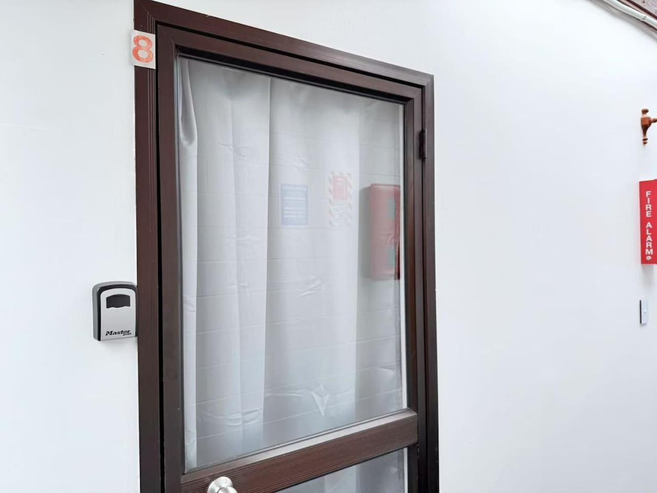 Unit 8, Fenton Summer Lodage Hotel *