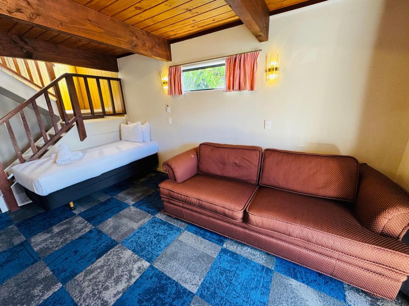Motel Apex On Fenton 4*