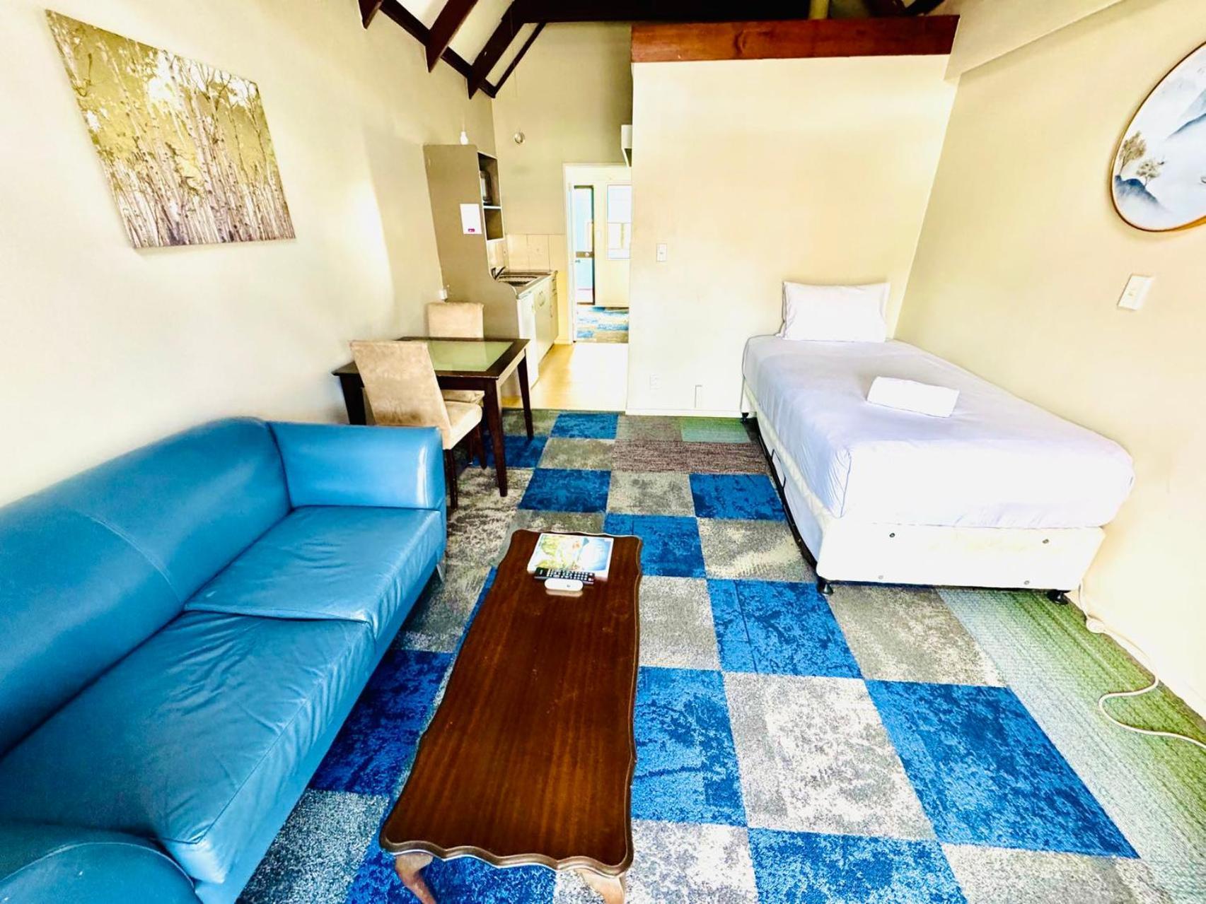 Apex On Fenton Motel 4*