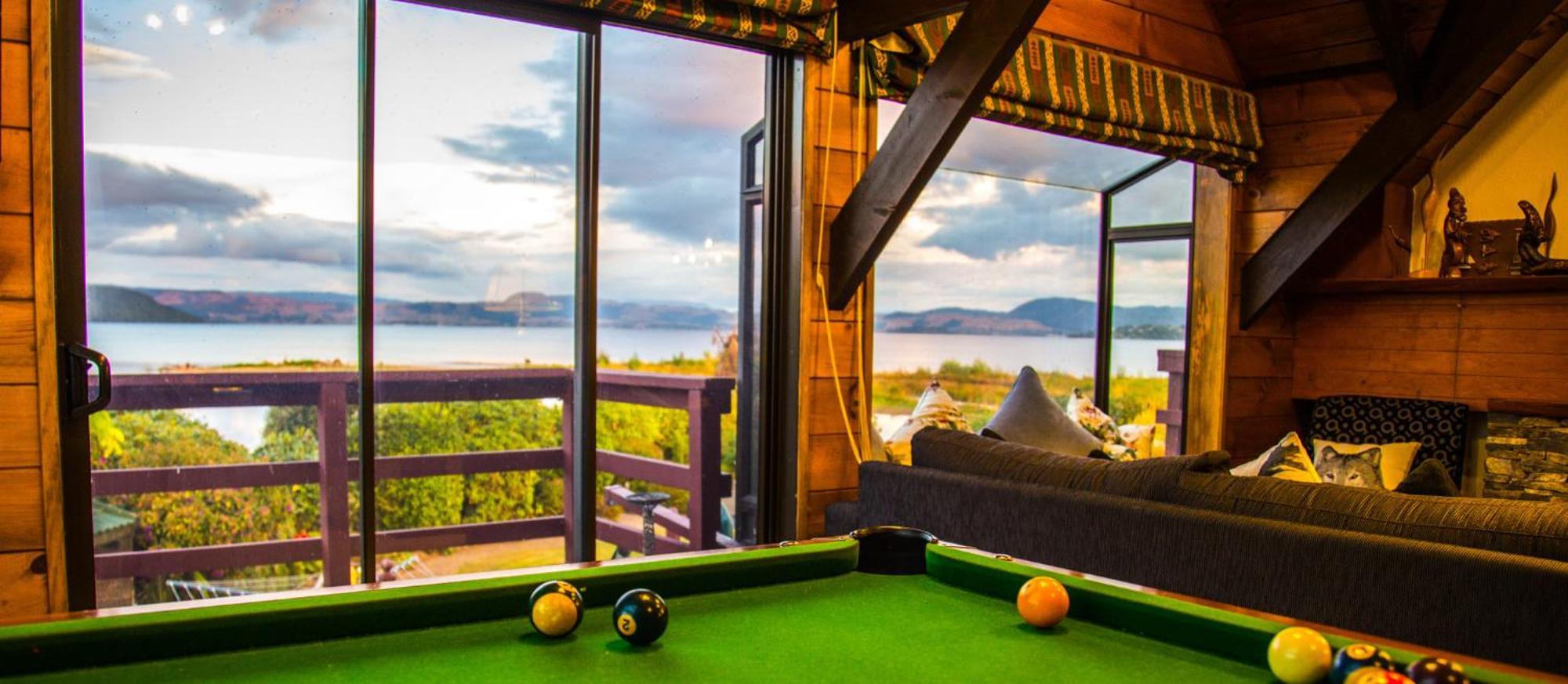 Arnold Lakeside Rotorua