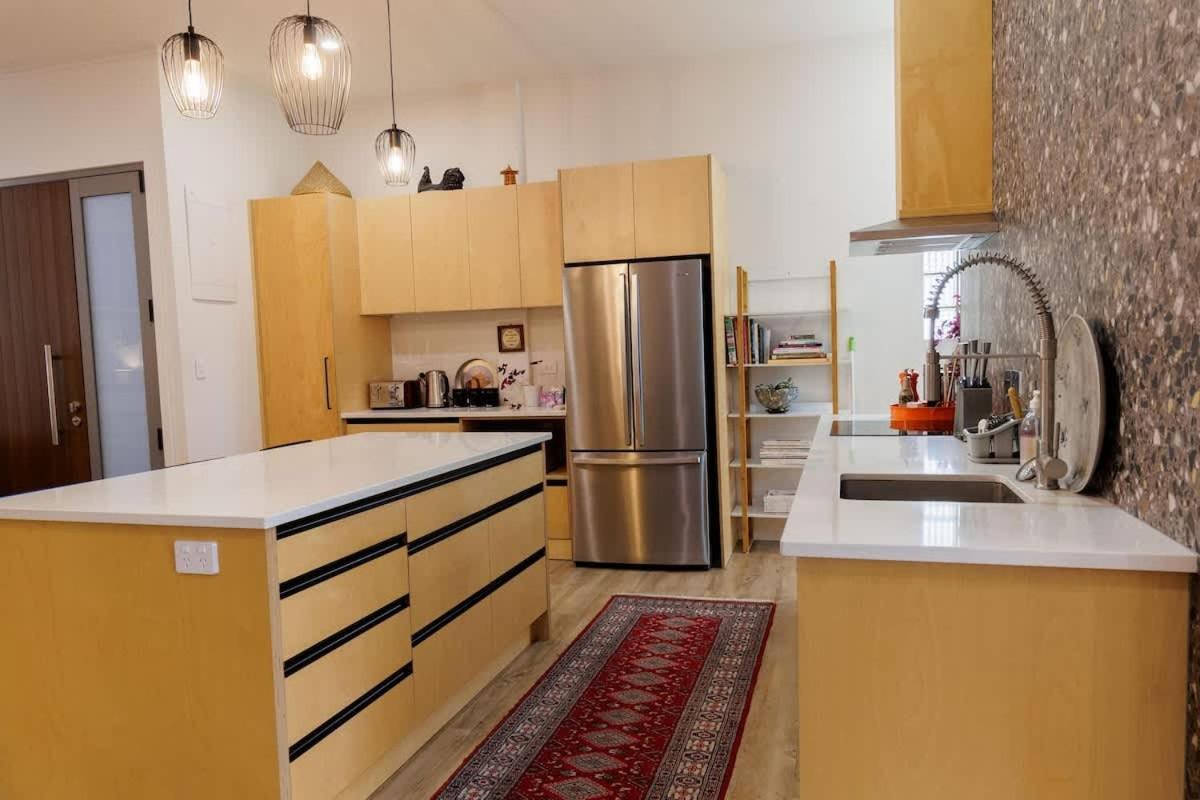 Apartment Tutanekai - Chic 3 Bedroom 2 Bathroom *