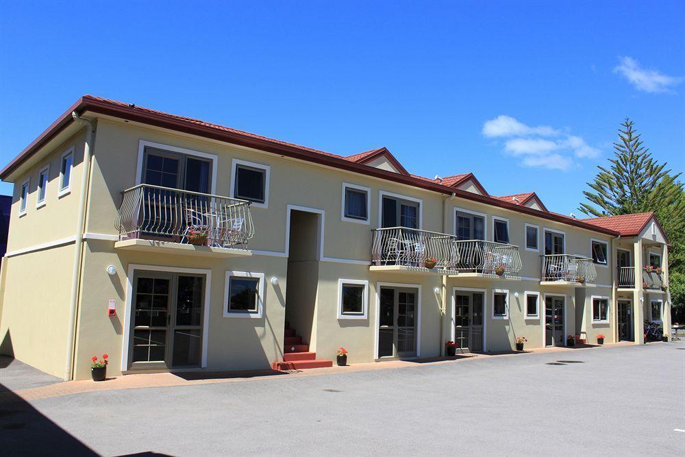 New Castle Motor Motel