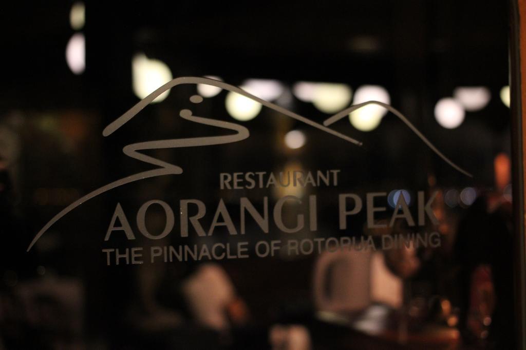 Aorangi Mountain Lodge *