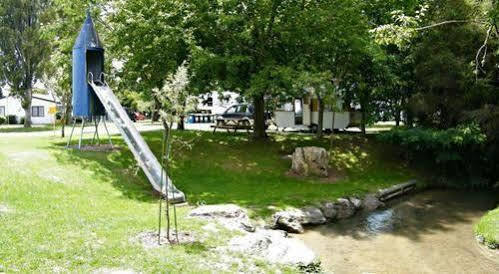 Holiday park Holdens Bay 3*