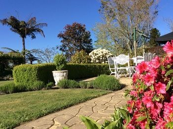 Country Estate *