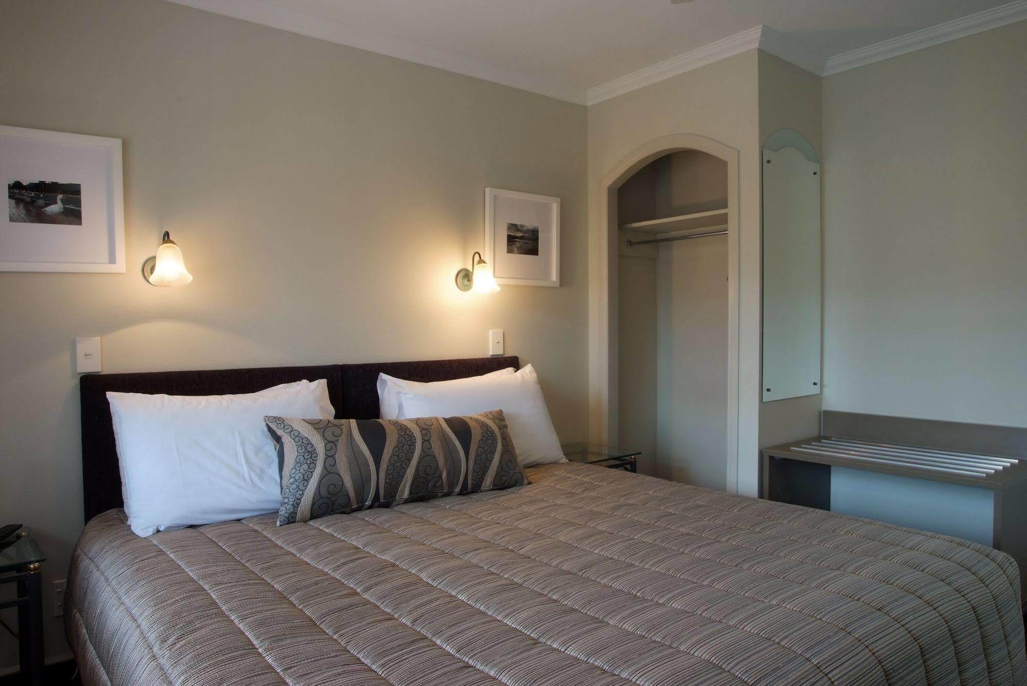 Silver Fern & Motel