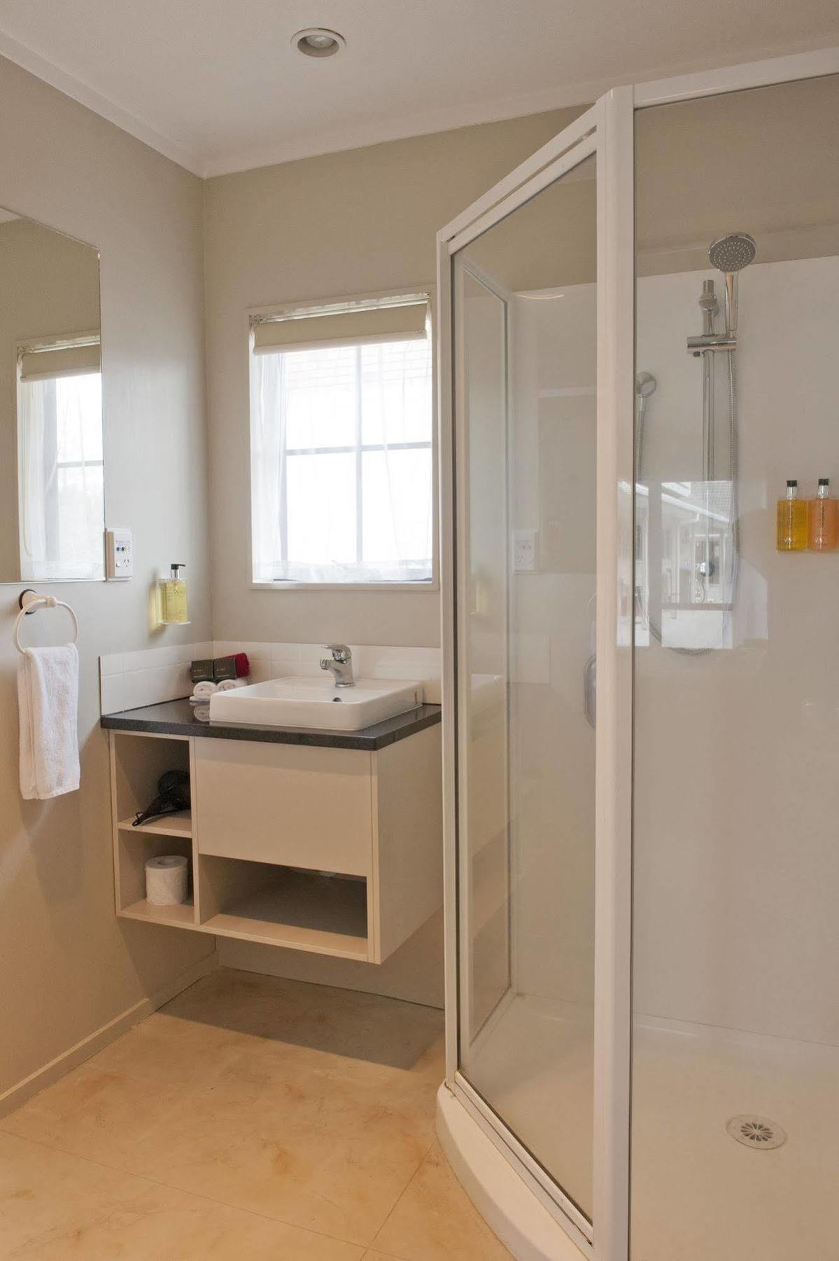 Sport Of Kings Motel 4*