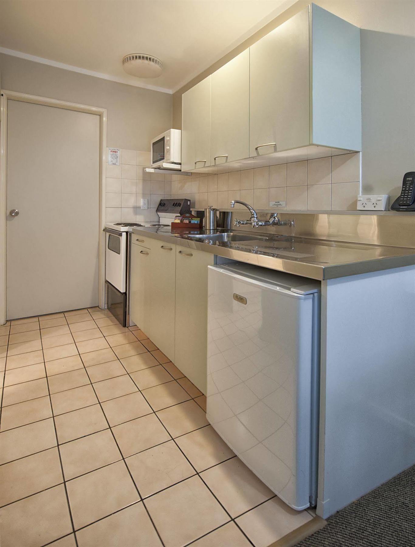 Sport Of Kings Motel 4*