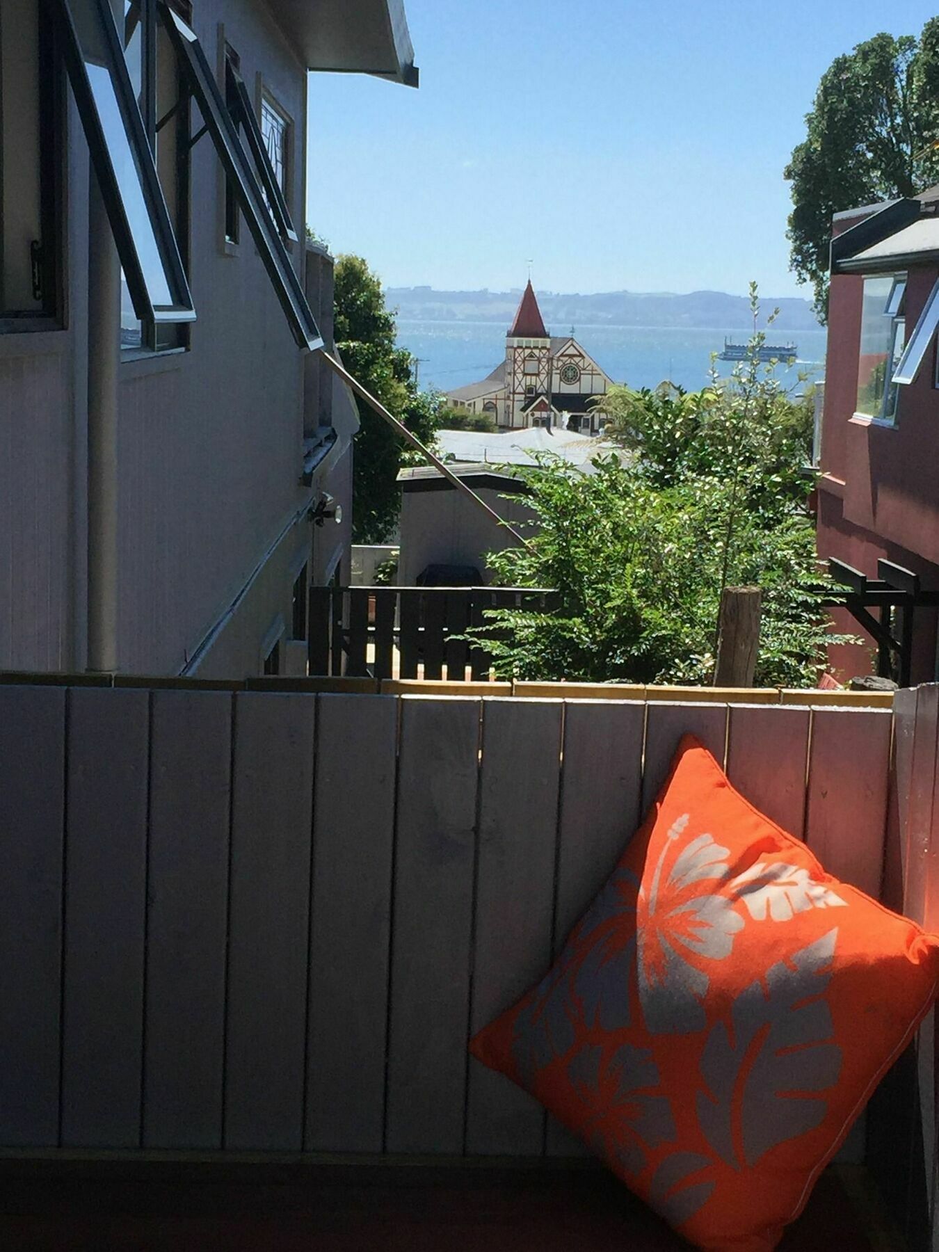 Lakeside Guest house 4*