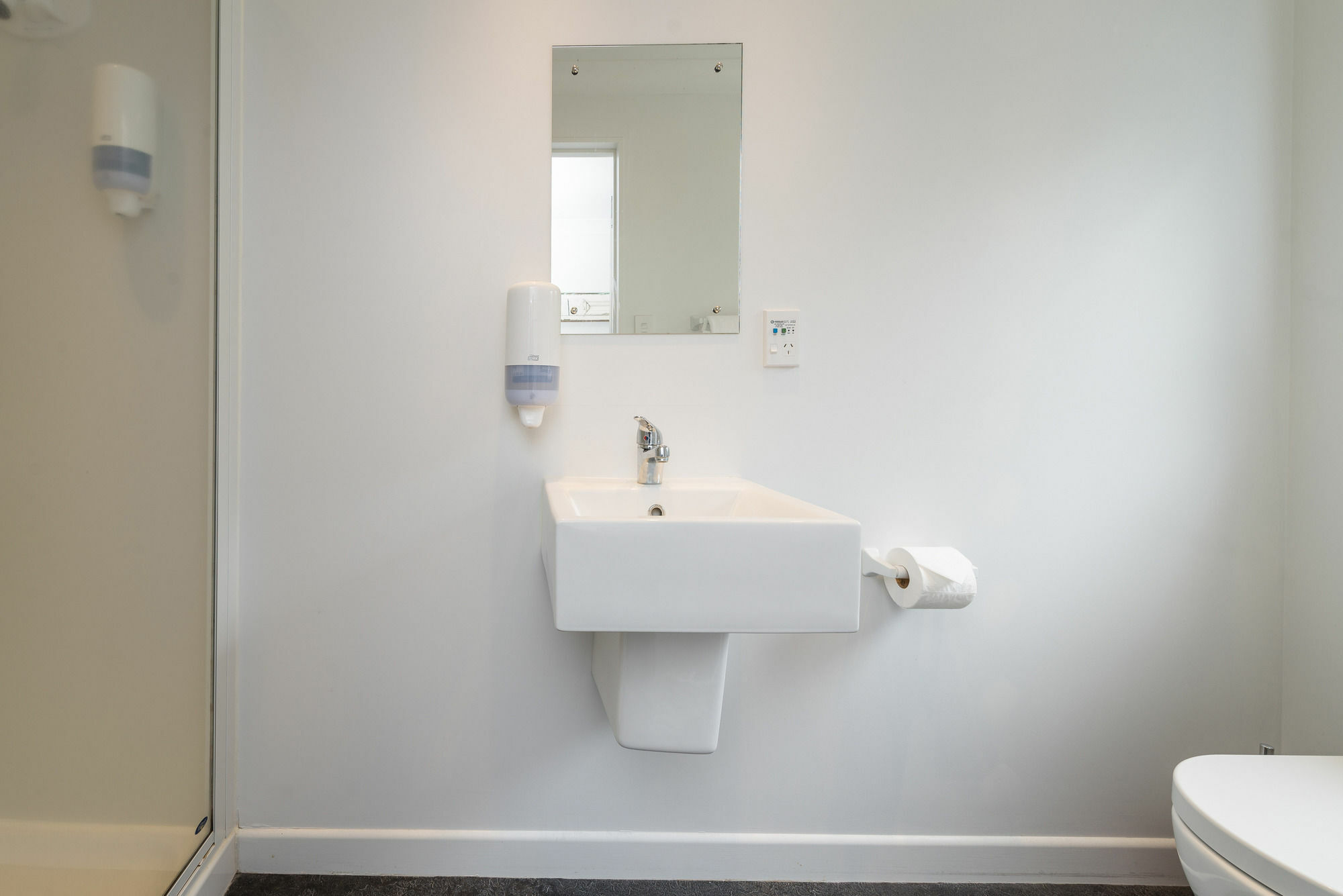 Lakeside Guest house 4*