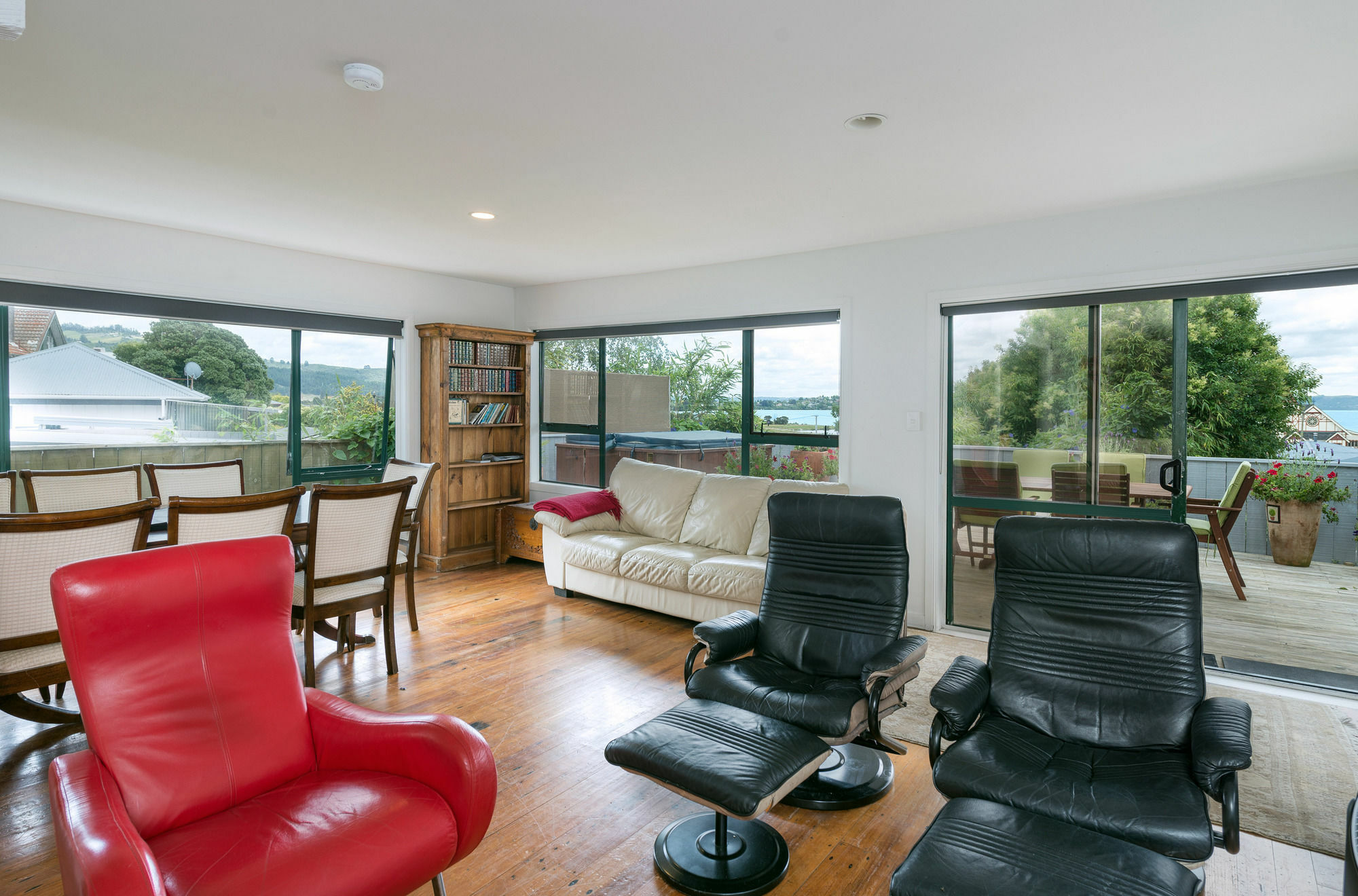 Lakeside Guest house