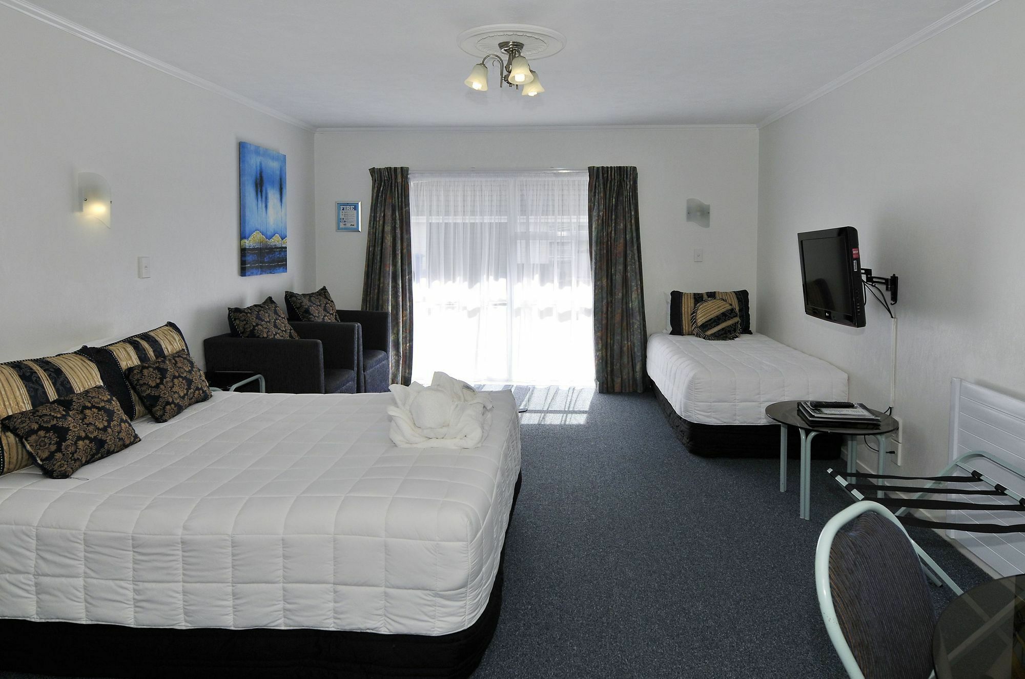 Palm Court Motor Motel