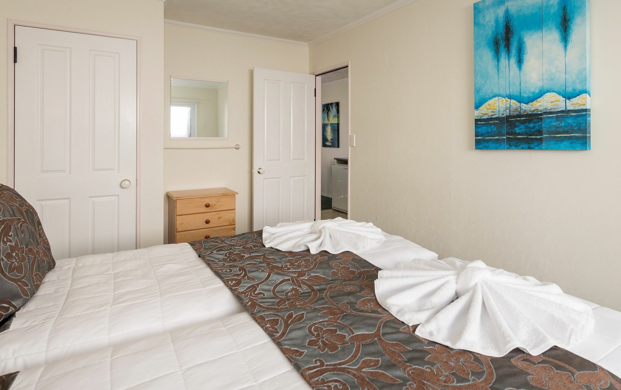 Palm Court Motor Motel 4*