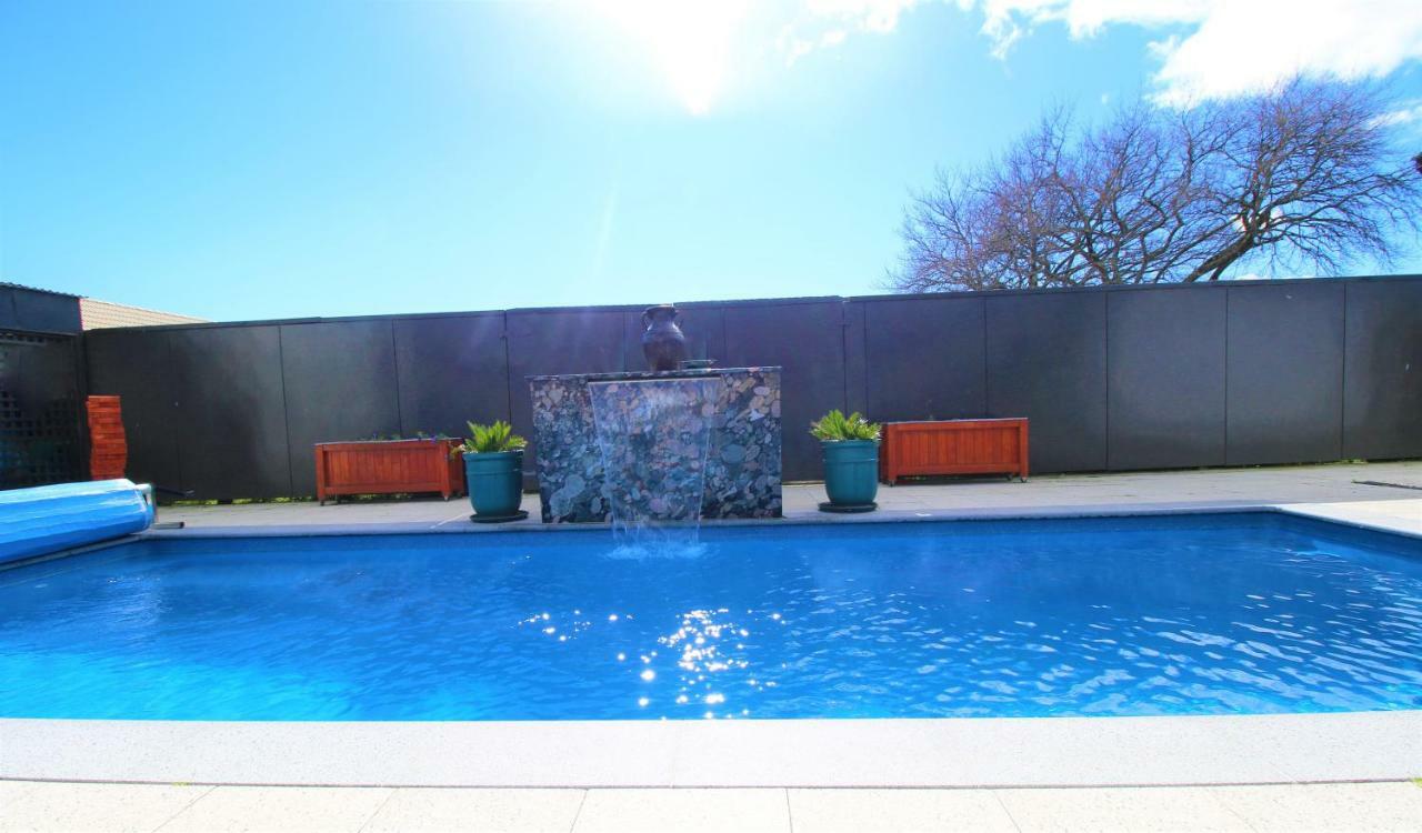 Aristaair- Poppies Luxury Rotorua