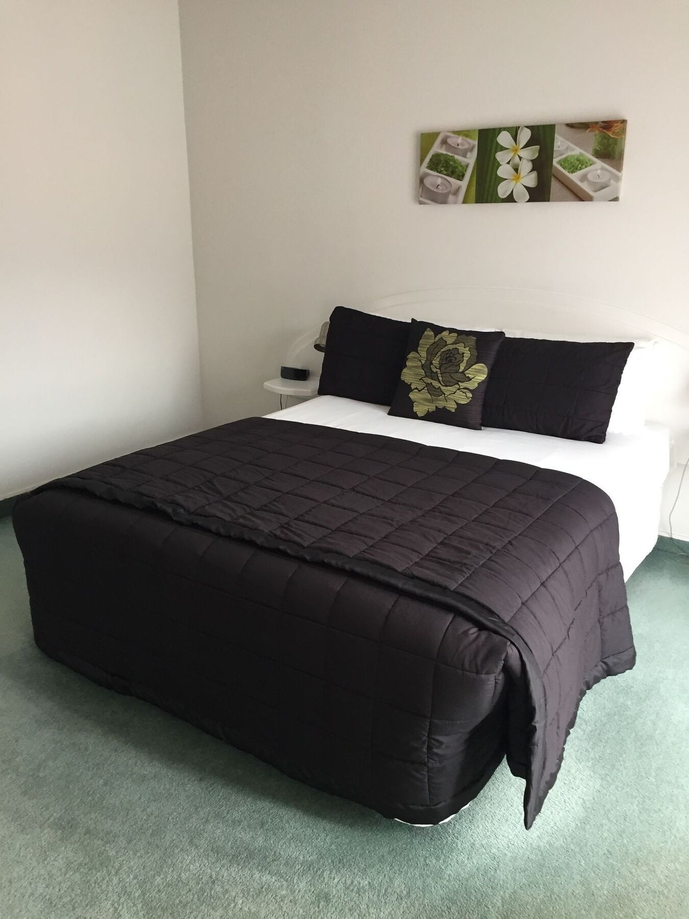 Boulevard Motel 3*