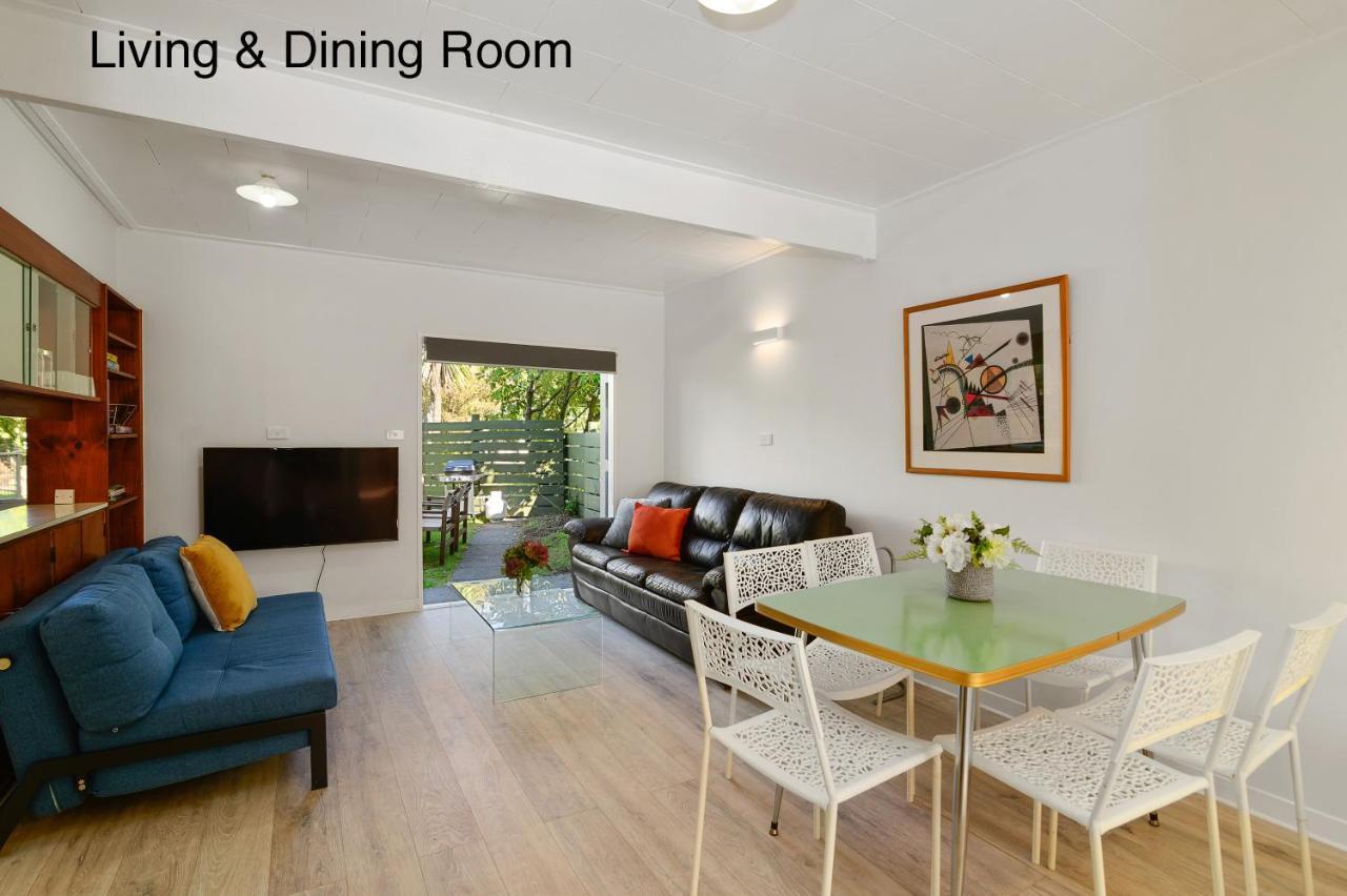 Water's Edge Retreat Holiday home
