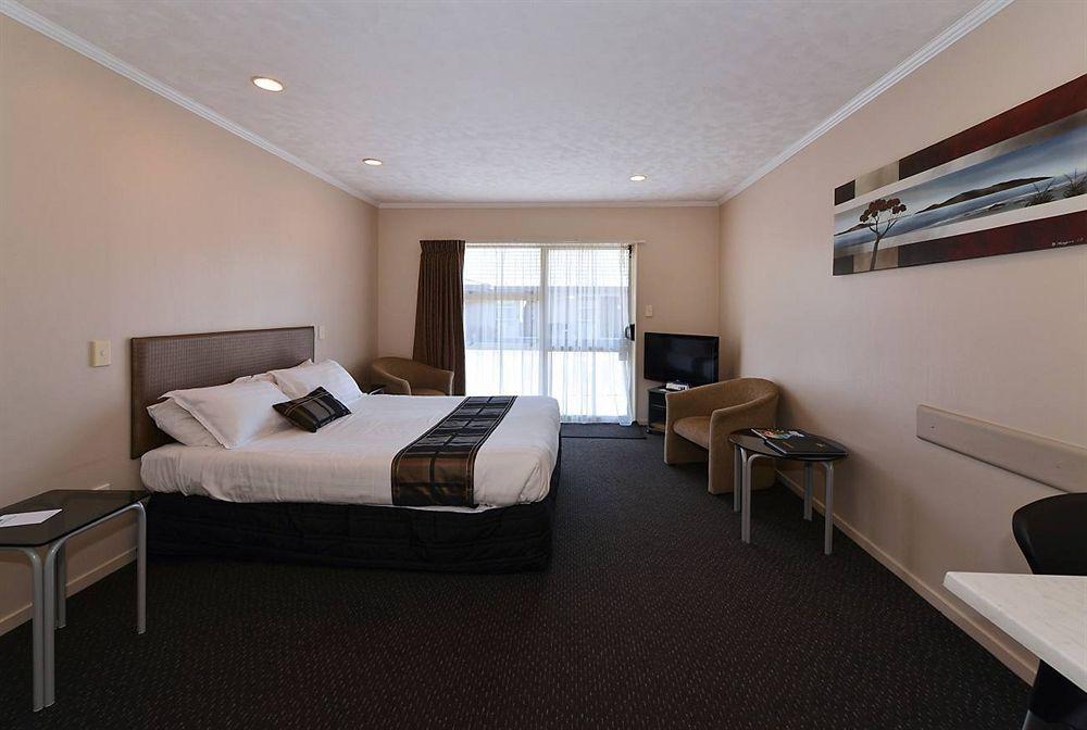 Capri On Fenton Motel 4*