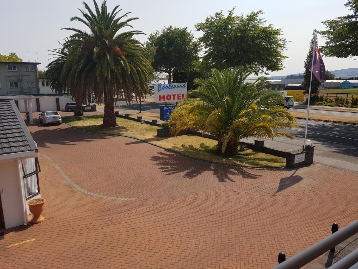 Motel Boulevard 3*