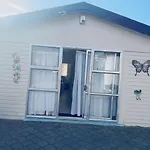 Budget Short