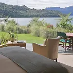 Solitaire Lodge