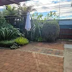 En-Suite Room In Prime Location House With Spa And Sauna