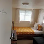 Cosy Inn Central Rotorua 2Br House & Studio