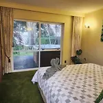 Lake View Room With Bathroom