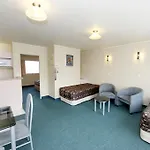 Geneva Motor Lodge