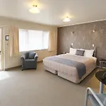 Geneva Motor Lodge