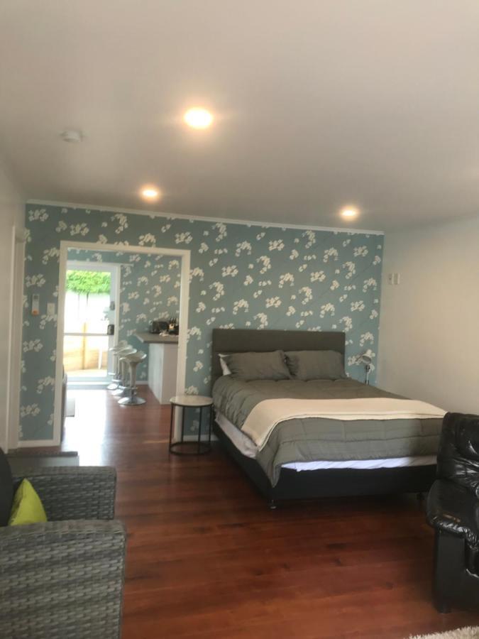 Eastside House + Separate Contained Sleepout Rotorua