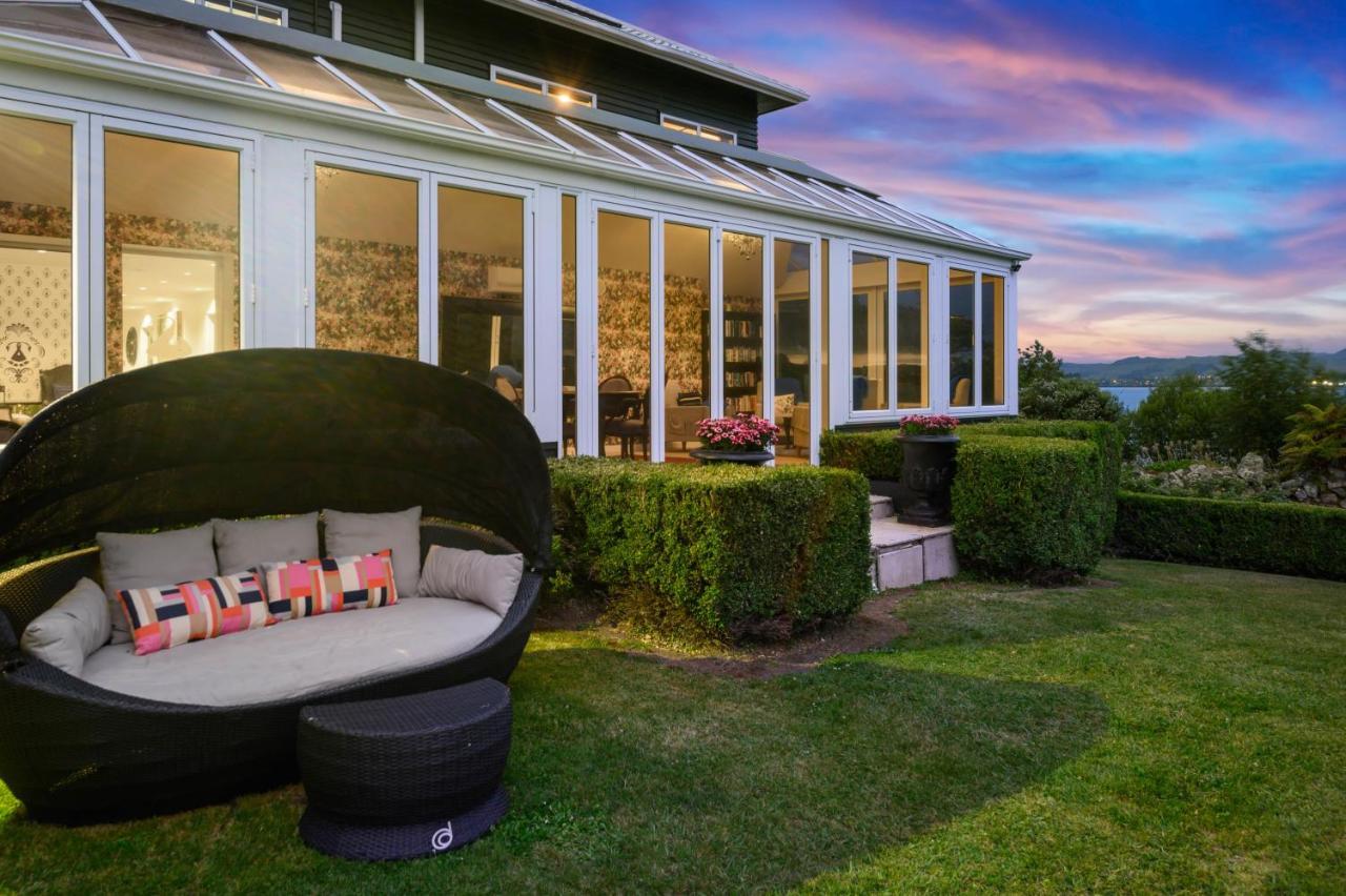 Hotel Black Swan Lakeside Boutique 5*