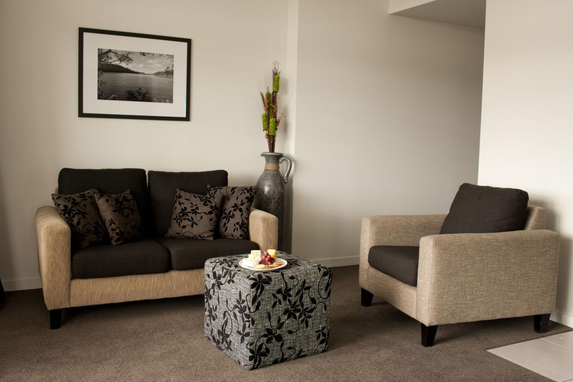 Quest Aparthotel 4*