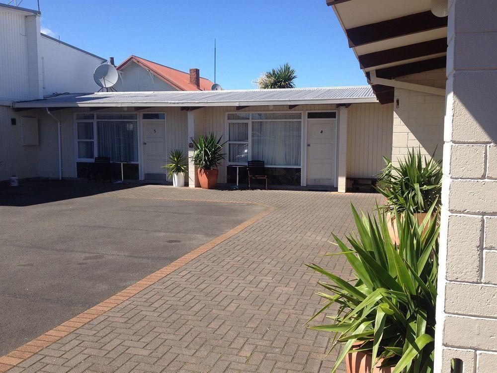 Fernleaf Motel