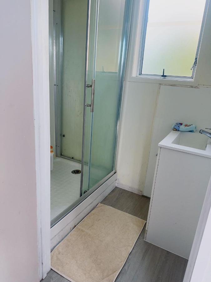 Guest house Budget Short