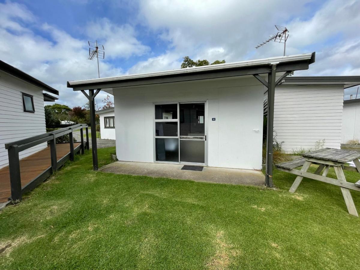 Holdens Bay Holiday park 3*