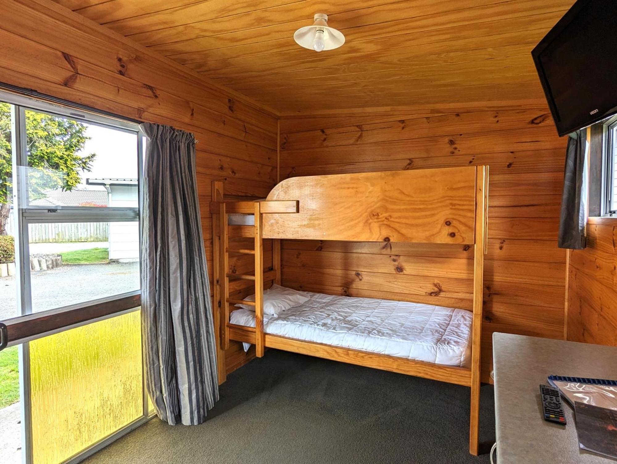 Holdens Bay 3* Rotorua