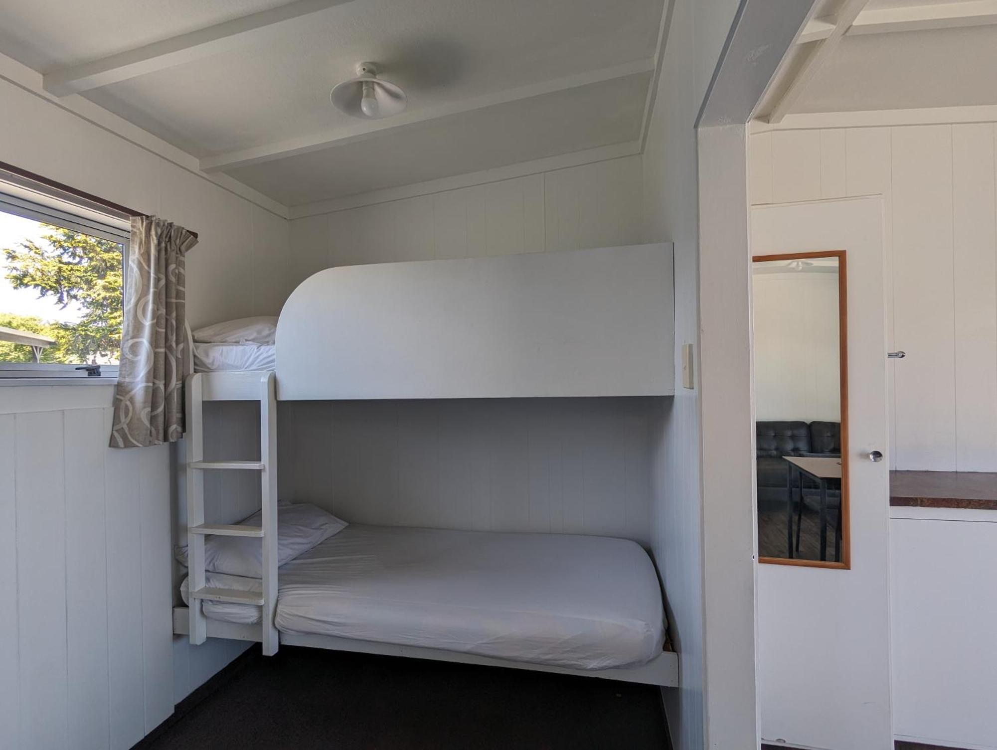 Holdens Bay 3*