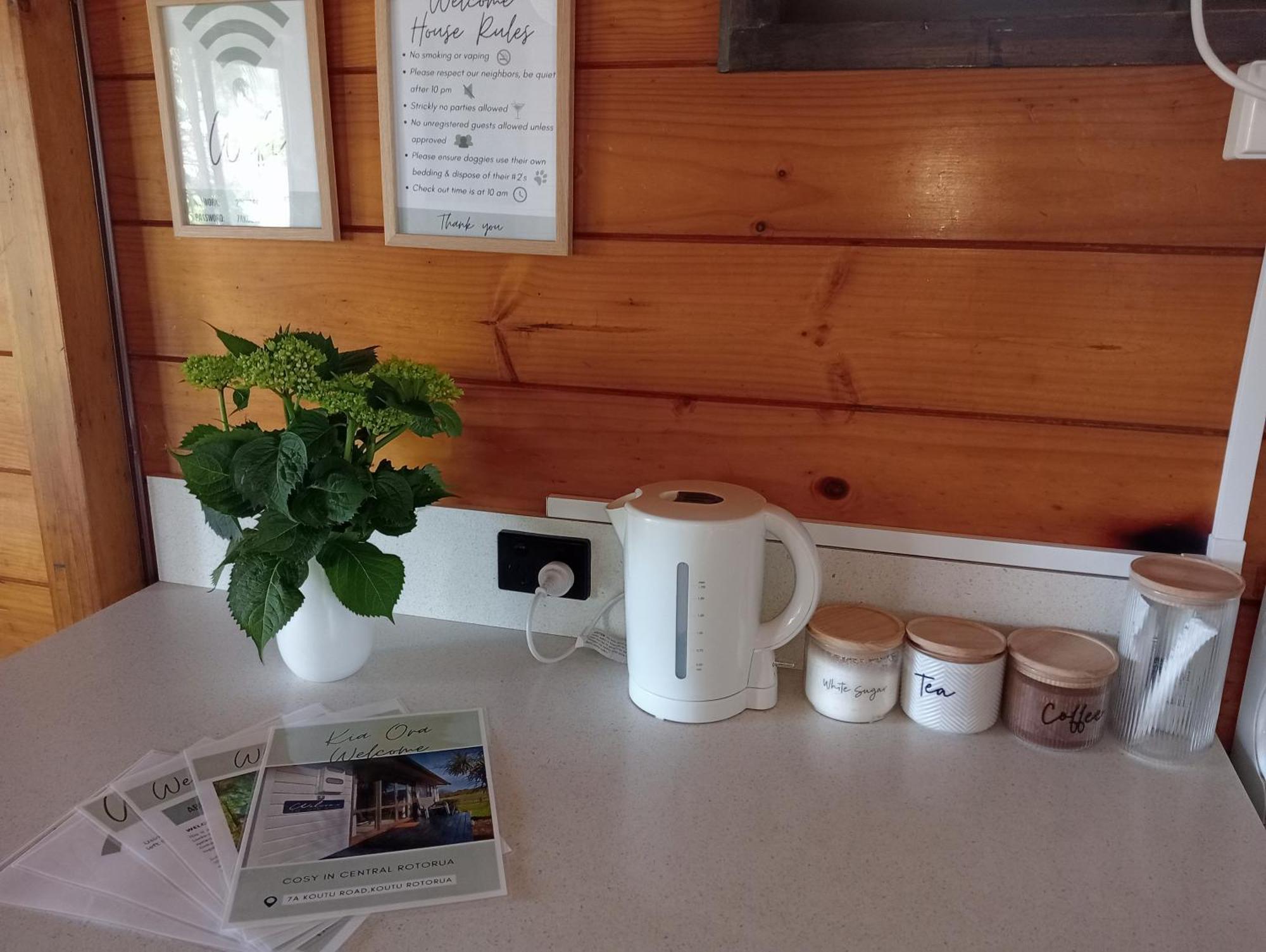 Cosy 2br House & Holiday home *