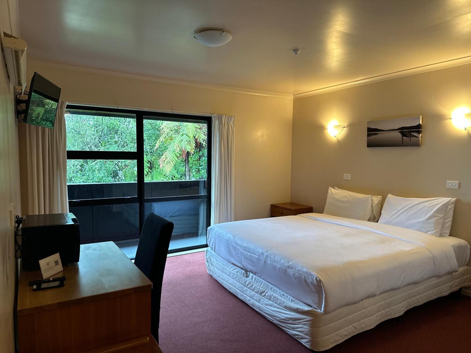 Lodge Lakes Okataina *