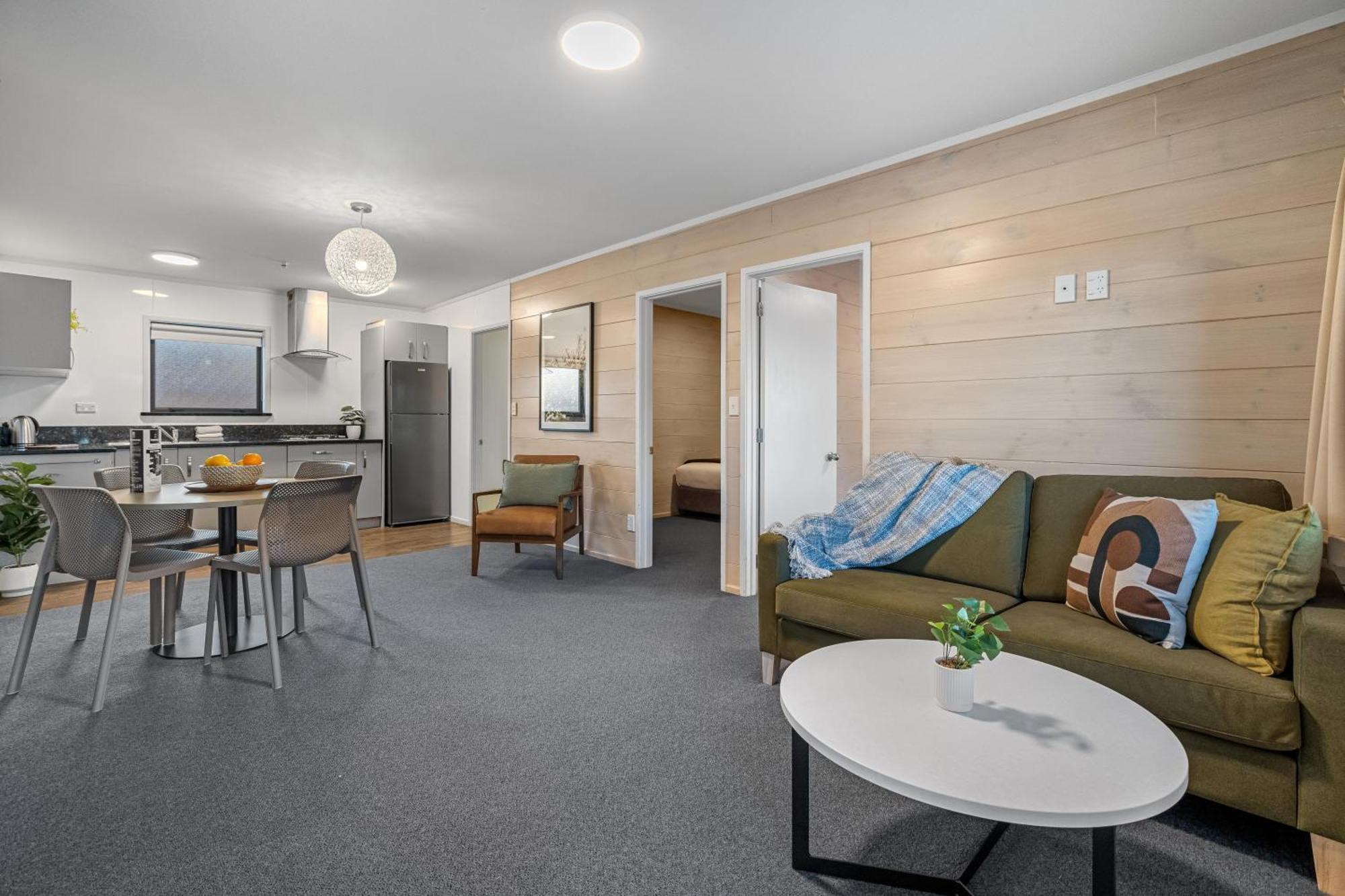 Tasman - 4*