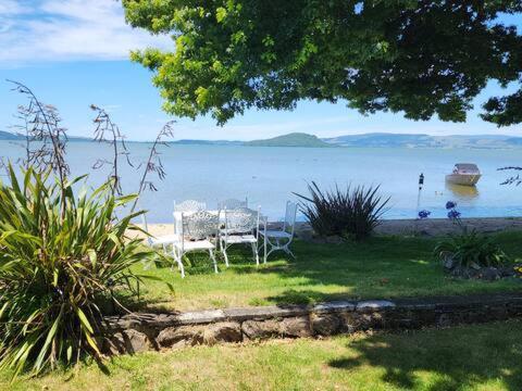 View With Bathroom Rotorua