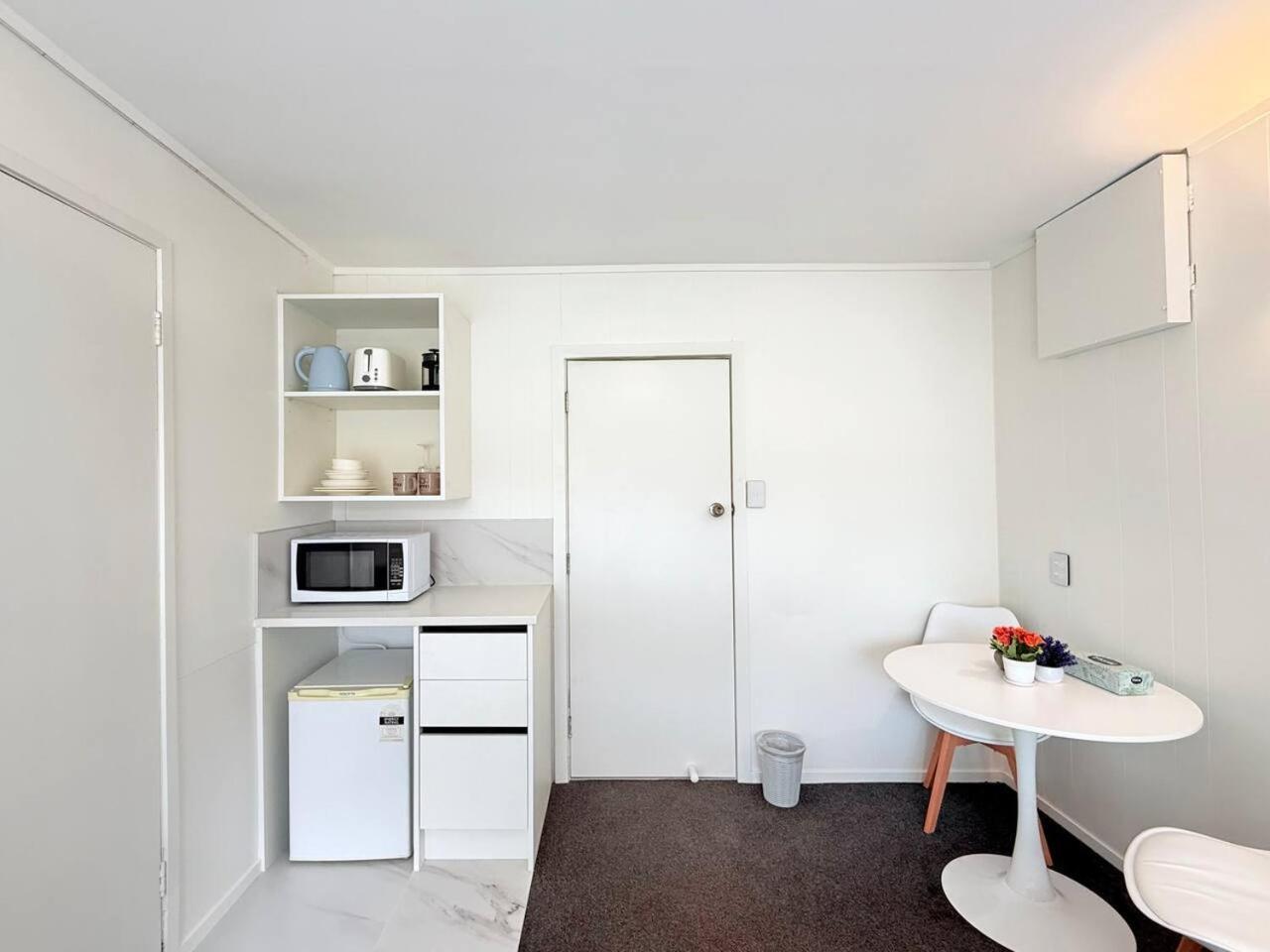 Hotel Unit 7, Fenton Summer Rotorua