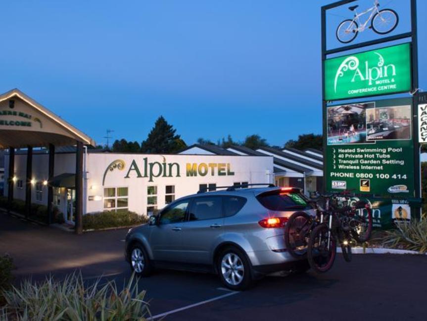 Alpin & Conference Centre Motel 4*