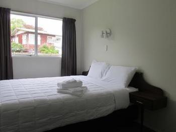 Cosy Thermal Holiday park 2*