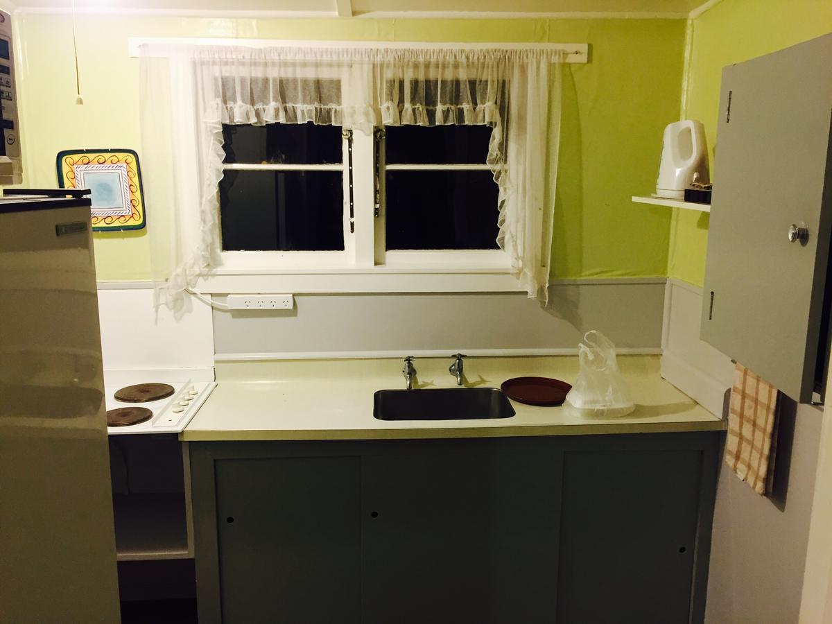 Golden Springs Motel, Holiday Park Motel 3*