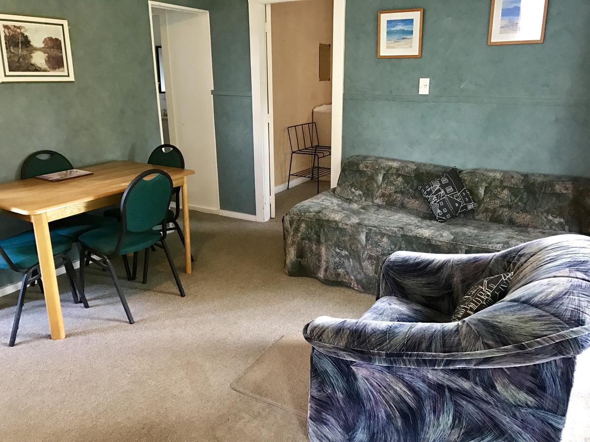 Golden Springs Motel, Holiday Park Motel Rotorua