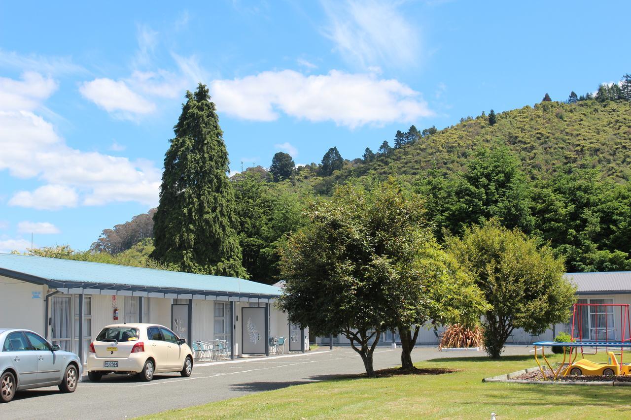 Fairy Springs Motel 3*