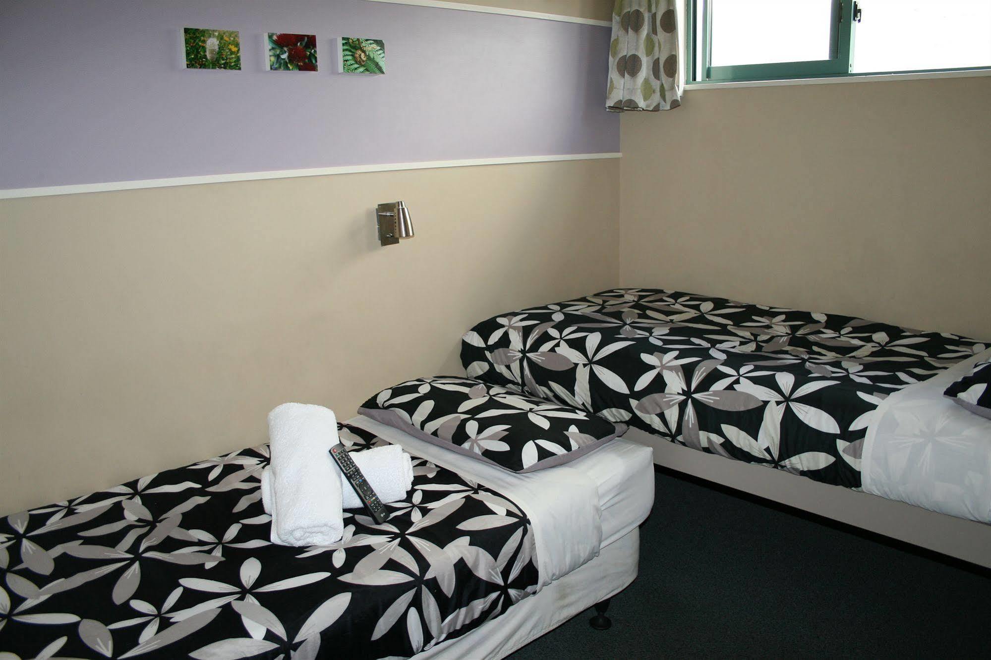 Motel Astray 3*