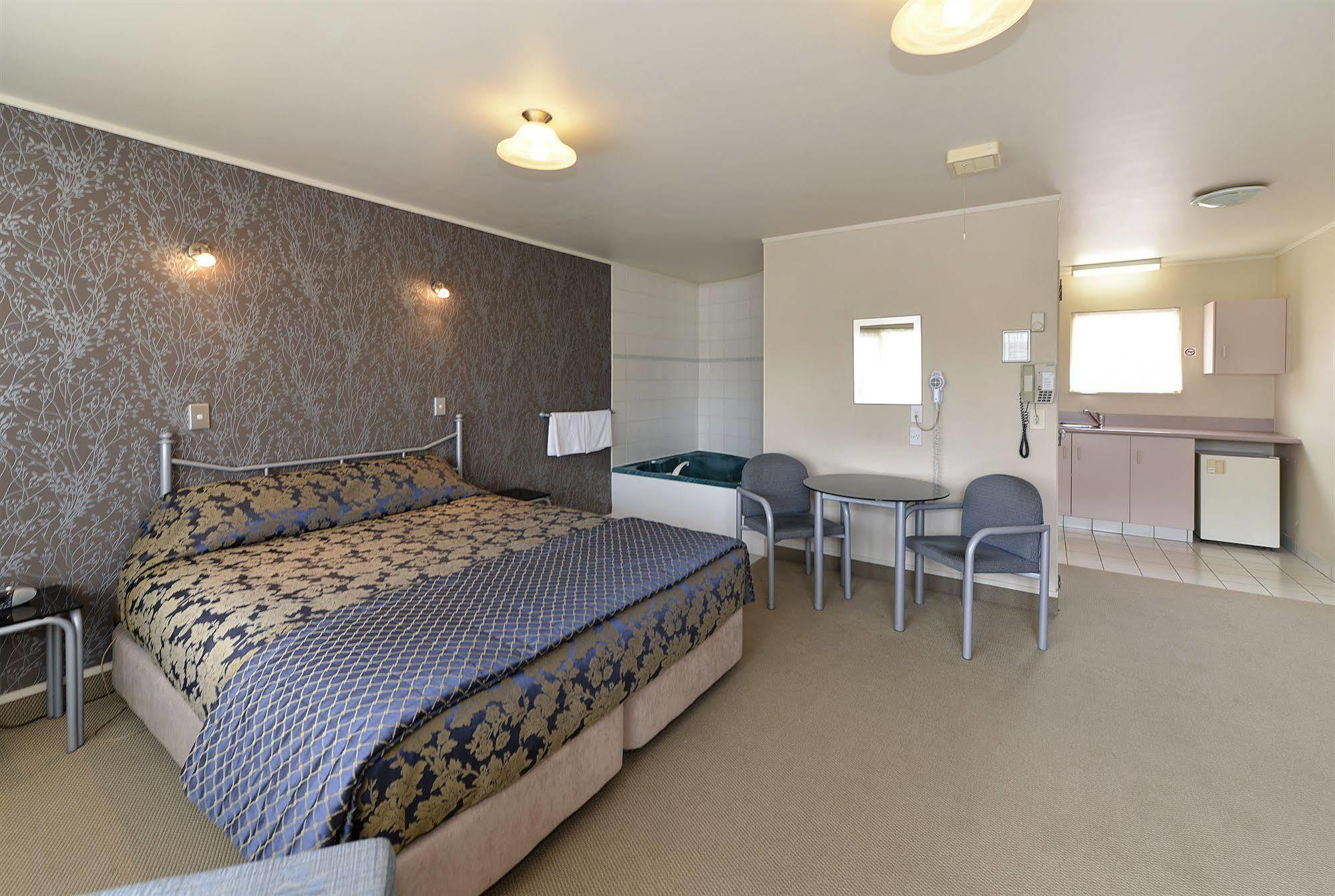 Geneva Motor Motel